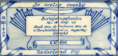 811500 Afbeelding van een tegeltbleau dat door de bewoners van de Van Humboldtstraat en omgeving op 30 april 1946 werd ...